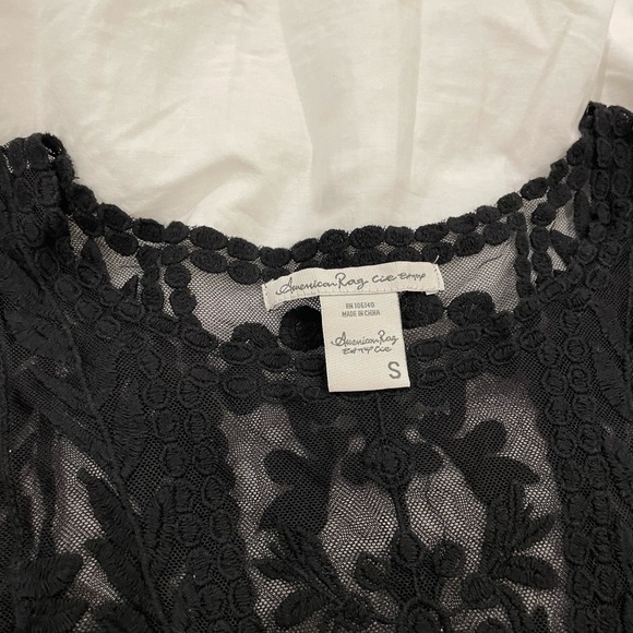 American Rag top - Picture 2 of 3